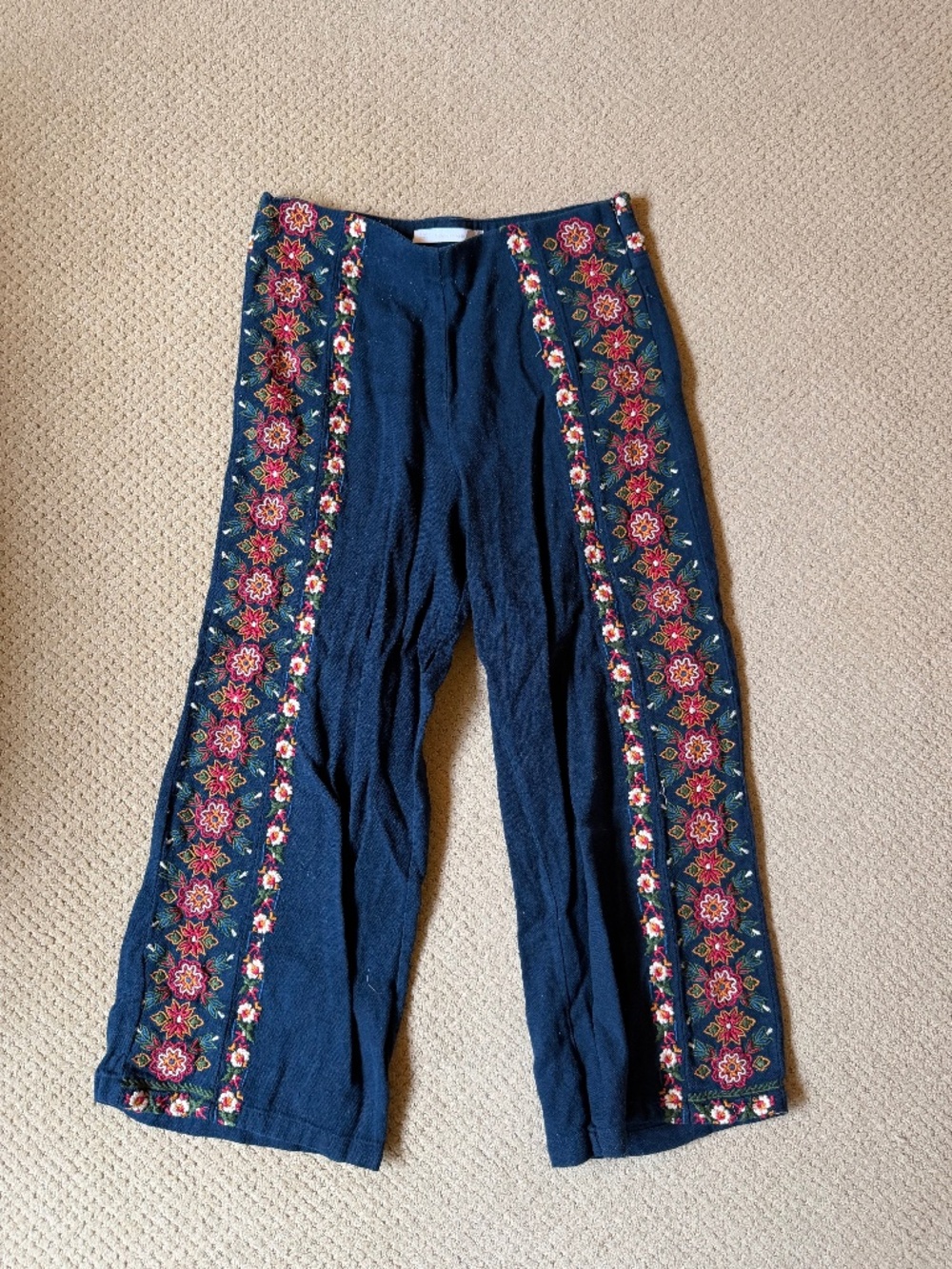 Zara Embroidered Capris
